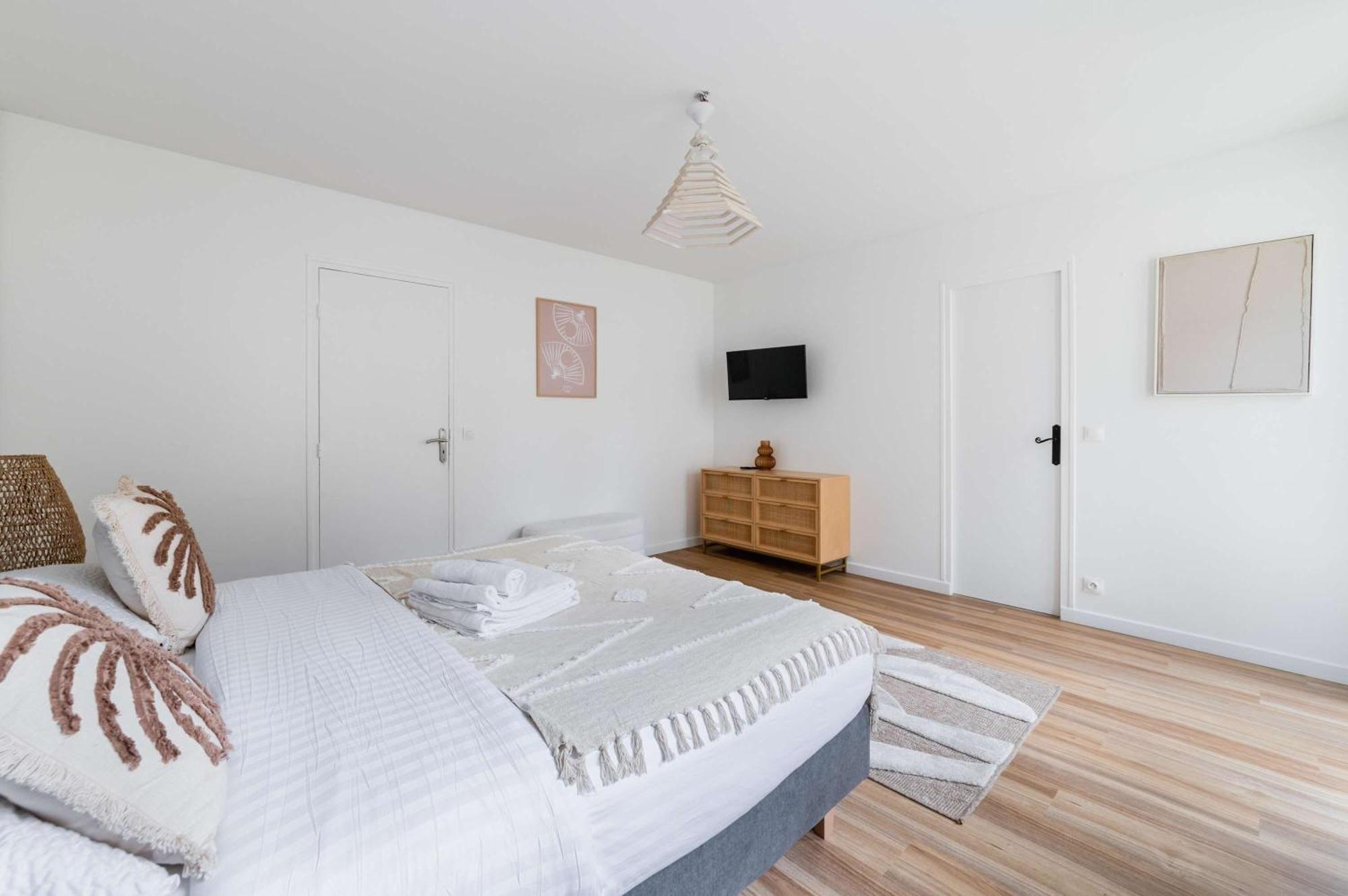 Villa Romainville Paris Pour 8 Personnes - Flat-Guest 외부 사진